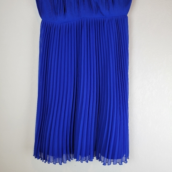 NWT Adrianna Papell Pleated Chiffon Sequin Halter Dress Brilliant Sapphire Sz 8 - Picture 9 of 15